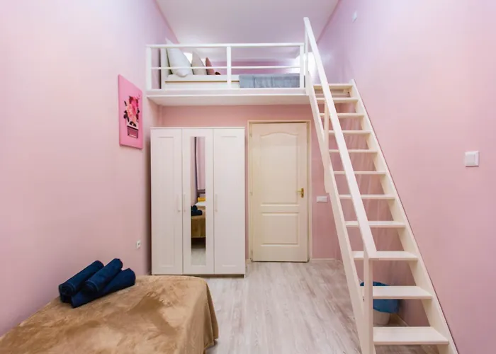 Deluxe Four-Bedroom Apartment